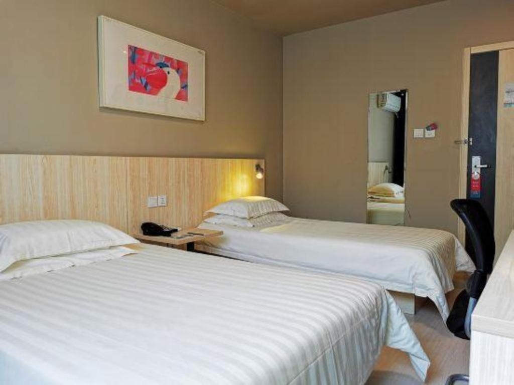 Jinjiang Inn Jinan Daming Lake Экстерьер фото