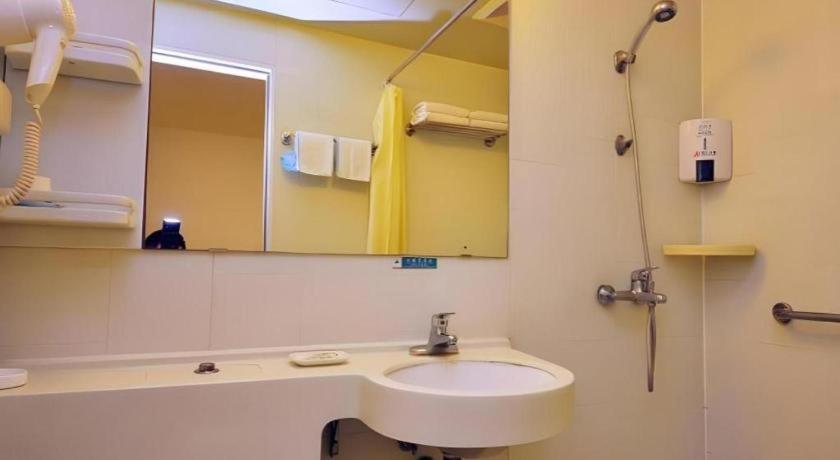 Jinjiang Inn Jinan Daming Lake Экстерьер фото